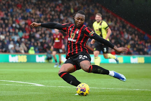 One of the standout games from Premier League 2024 series took place on October 1, 2024, when AFC Bournemouth secured a commanding 3-1 victory over south-coast rivals Southampton at Vitality Stadium. The match showcased AFC Bournemouth's dominance and Southampton’s defensive struggles.
